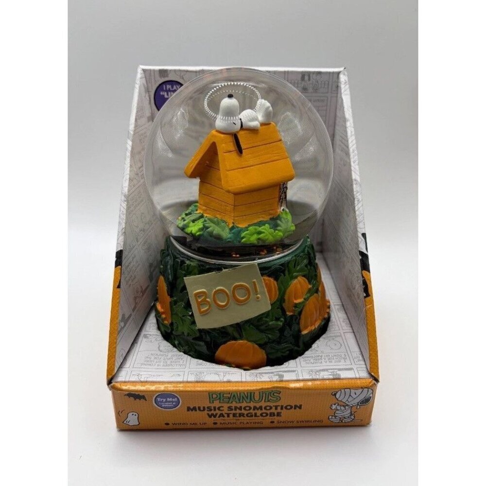 Peanuts Halloween Musical Snomotion Waterglobe Snoopy "BOO" Snow Globe New W/Box - Picture 2 of 10